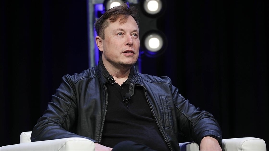 Tesla 10 yıl sonra bir ilk yaşıyor!