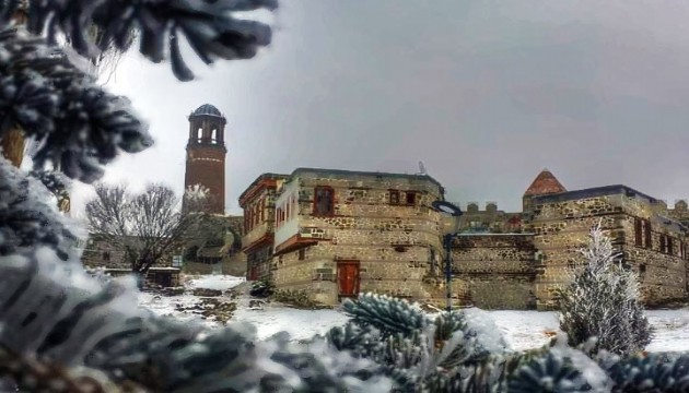 Erzurum eksi 30 dereceyi gördü