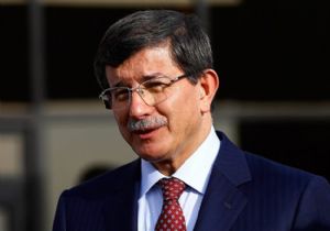 Dışişleri Bakanı Ahmet Davutoğlu Kimdir? 