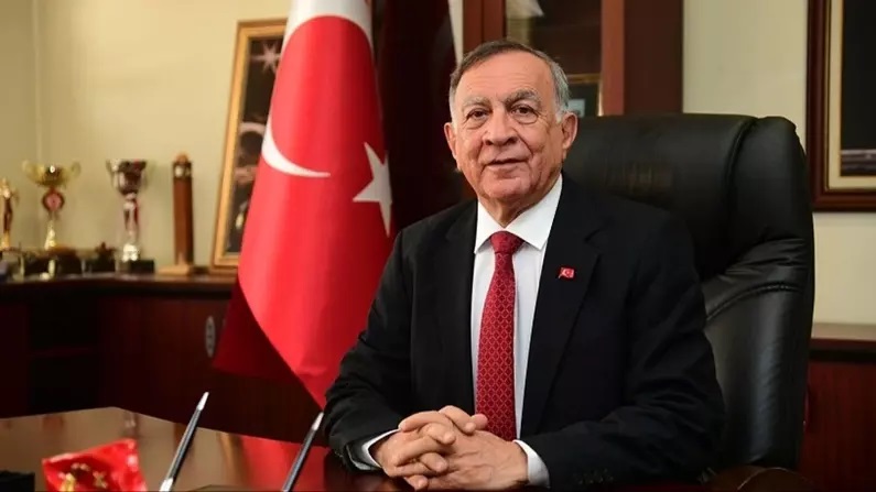 Akif Kemal Akay CHP den istifa etti