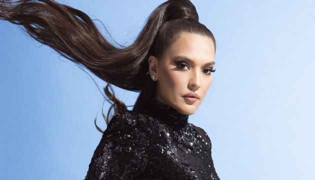 Demet Akalın'ın yılbaşı paylaşımı sosyal medyayı ikiye böldü