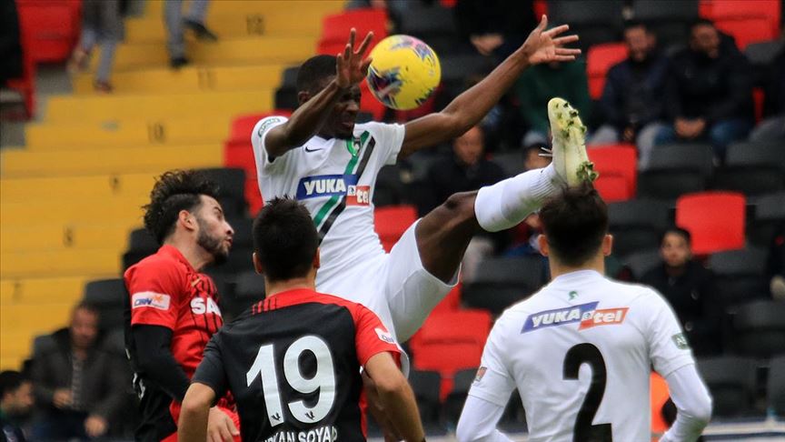 Denizlispor deplasmanda 3 puanı aldı