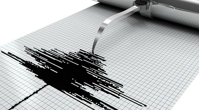 Güney Amerika da 7.6 şiddetinde deprem