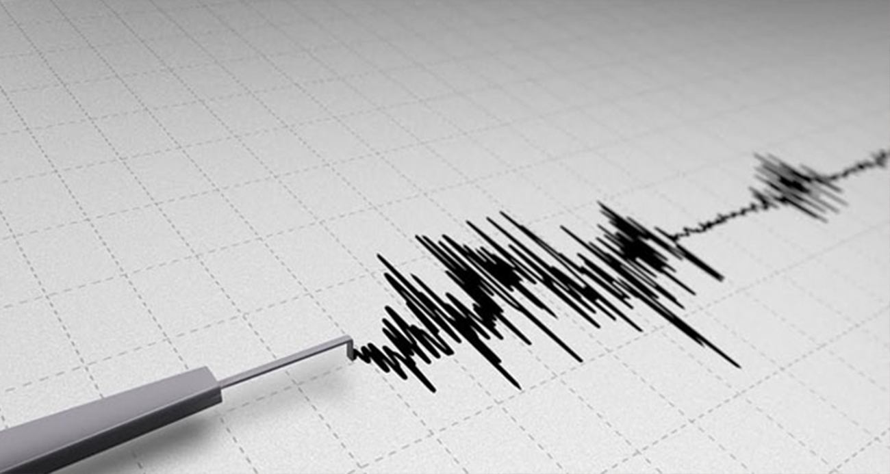 Endonezya da 5,6 büyüklüğünde deprem