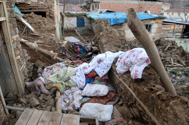 Deprem mağdurlarına yardım müjdesi