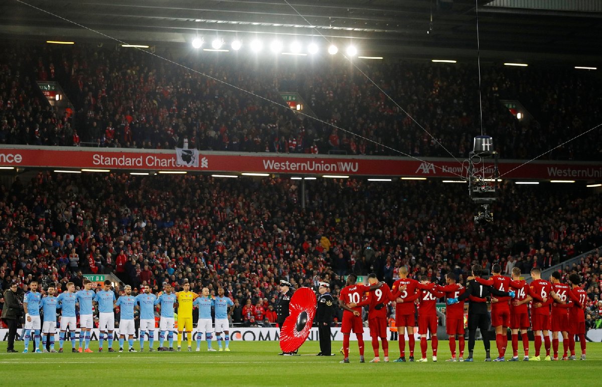 Anfield Road da 4 gollü tarihi maç!