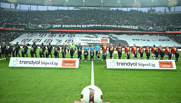 Beşiktaş-Galatasaray ilk 11 ler