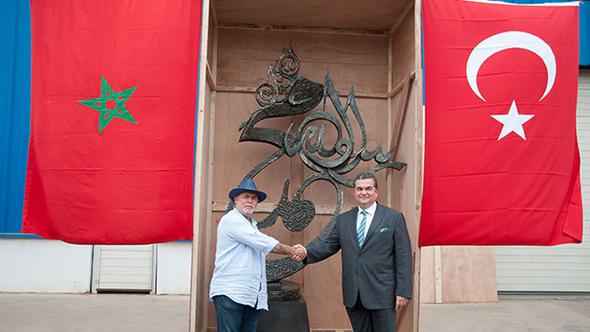 Tunuslu heykeltraştan Erdoğan’a hediye