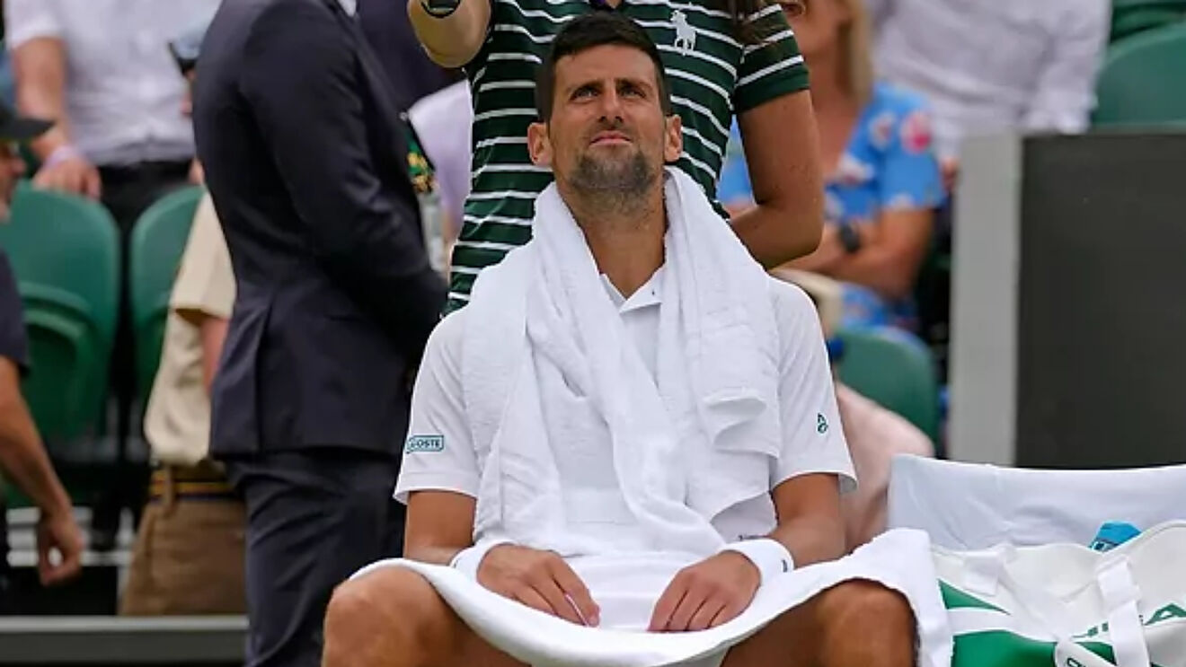 Djokovic Wimbledon da finale kaldı!
