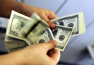Dolar 2,90`ın altına düştü!