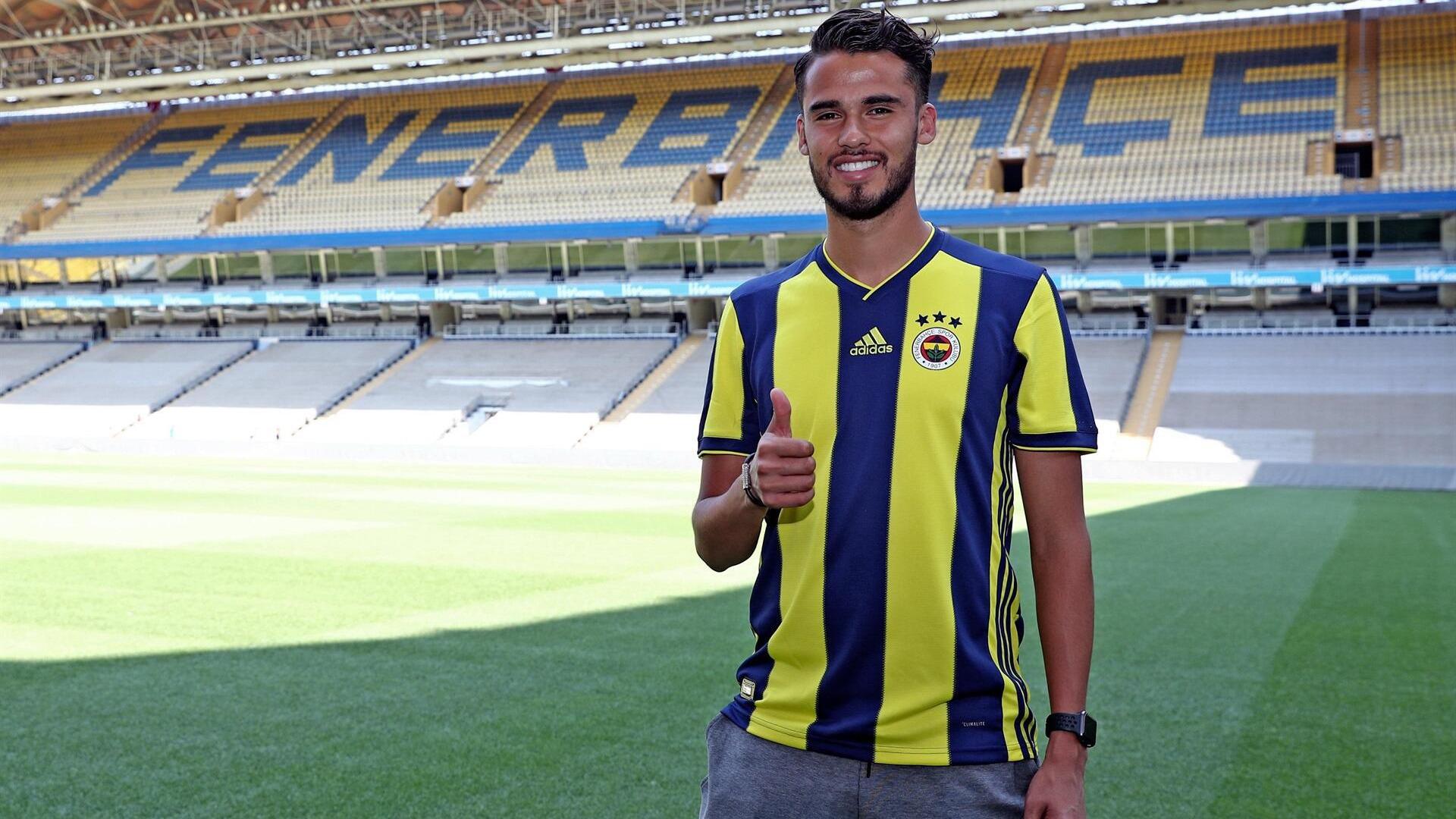 Fenerbehçe den  Diego Reyes kararı