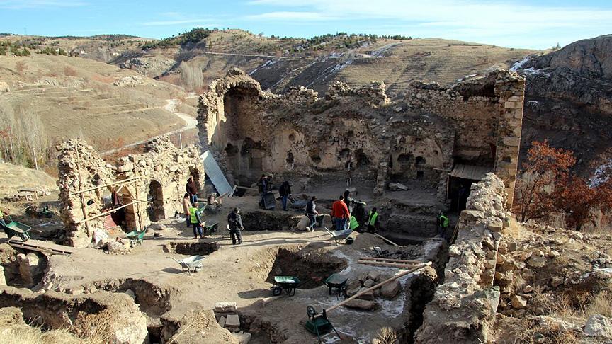 Elazığ da 165 yıllık kitabe bulundu