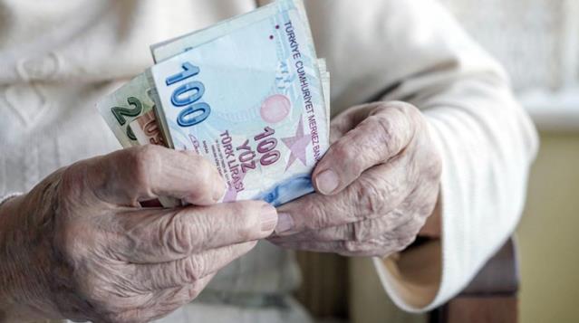 Emekliler asgari ücreti emsal gösteriyor