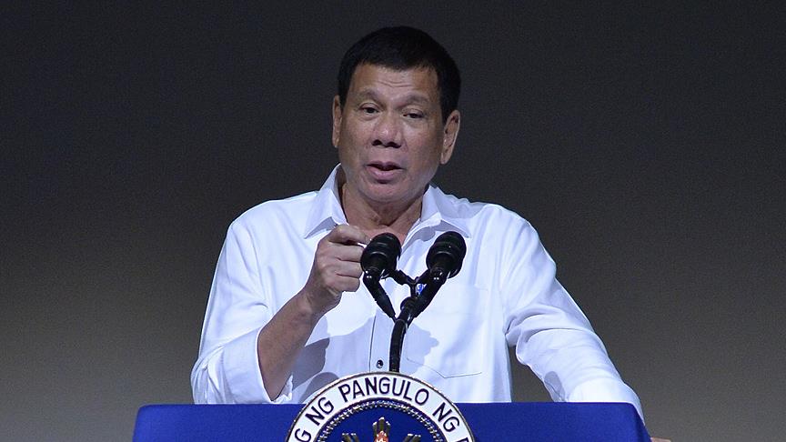 Duterte, bir daha küfür etmeyecek!