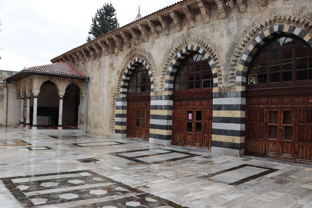 Ulu Camii nin çinileri Hollanda dan çıktı!