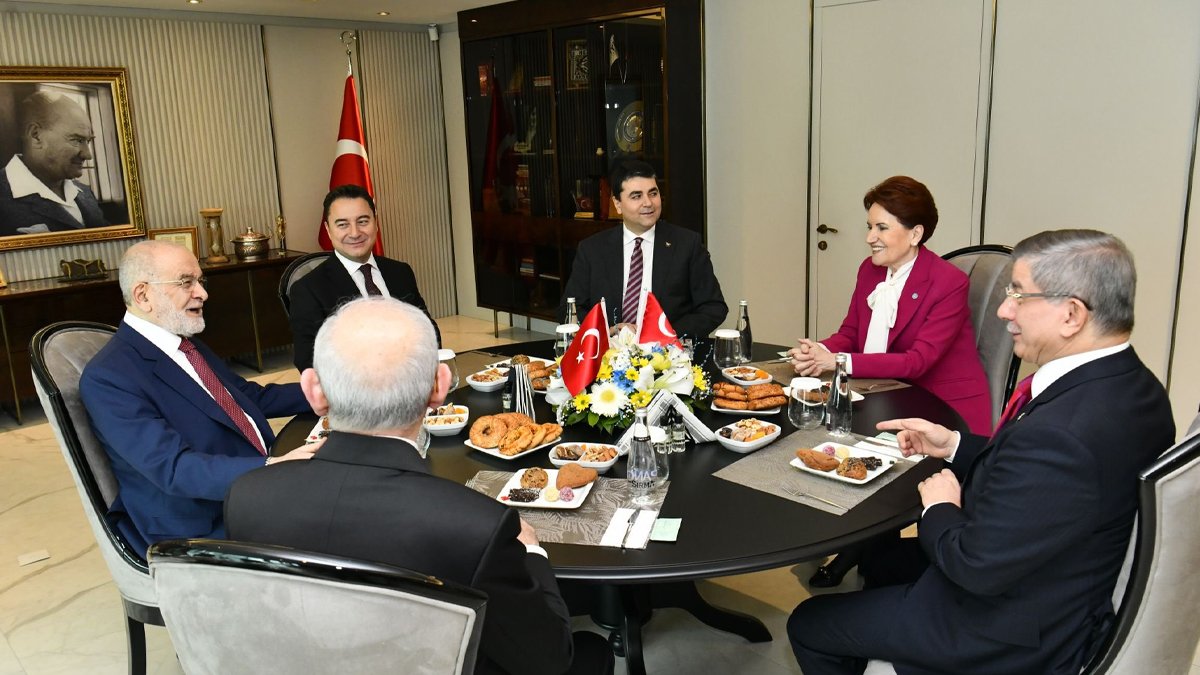 DEVA lideri Babacan aday için tarih verdi