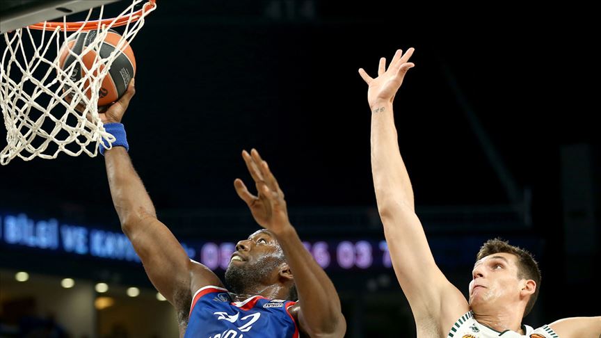 Anadolu Efes zorlu  Panathinaikos virajında