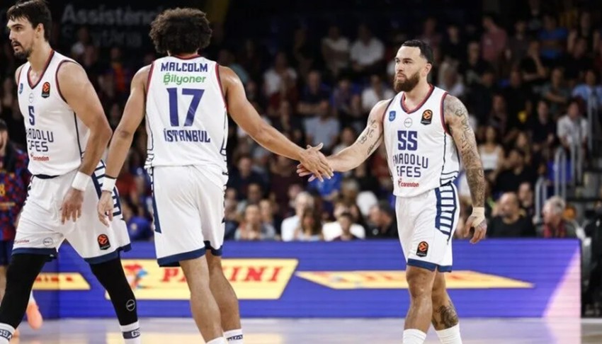 Anadolu Efes, Kızılyıldız'a konuk olacak