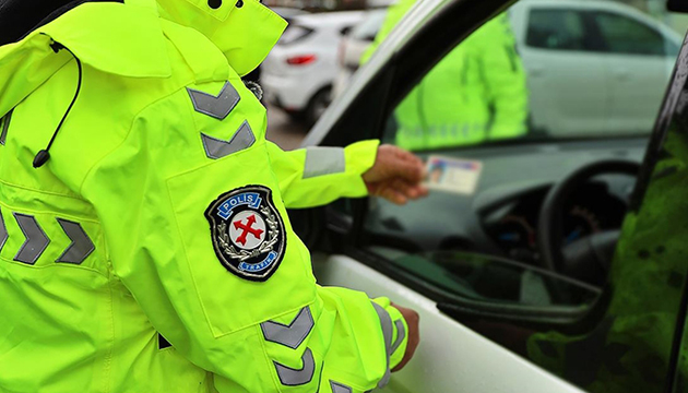 Alkollü sürücünün ehliyetine 35 yıl el konuldu