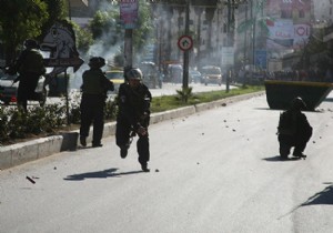 İsrail askerlerinden Kudüs teki gösterilere müdahale!