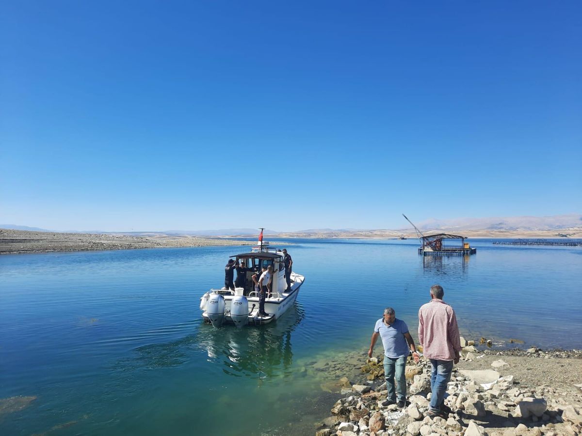 Keban Baraj Gölü’nde tekne battı