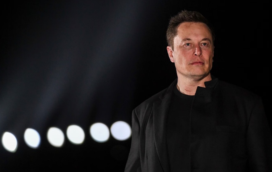 Elon Musk yeniden zirvede