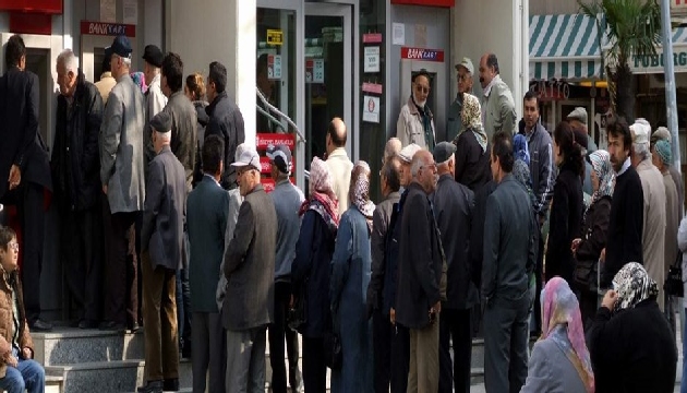 Emekliye 100 TL zam tamam!