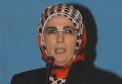 BAŞBAKAN EŞİNİ BOŞASIN MI?