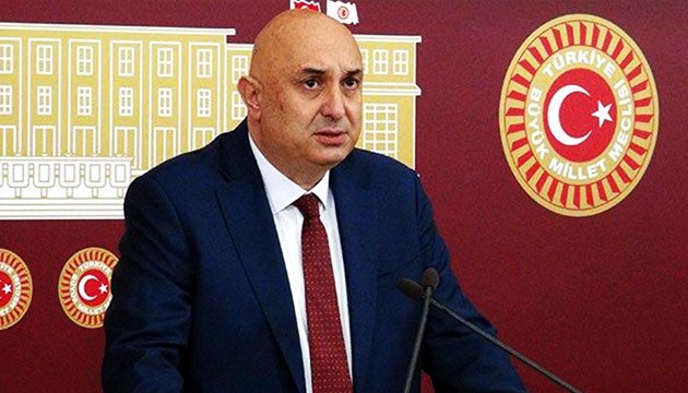 Özkoç: Büyükelçiler 'istenmeyen adamlar'sa kadın büyükelçiler ne yapacak?