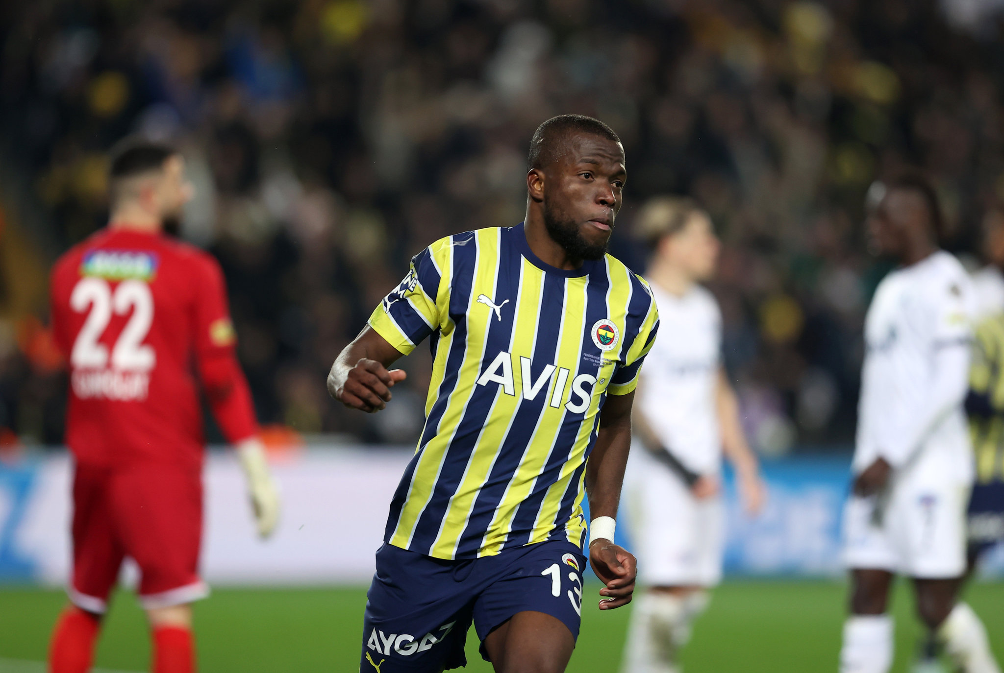 Fenerbahçe nin yıldızı Enner Valencia aday kadroda