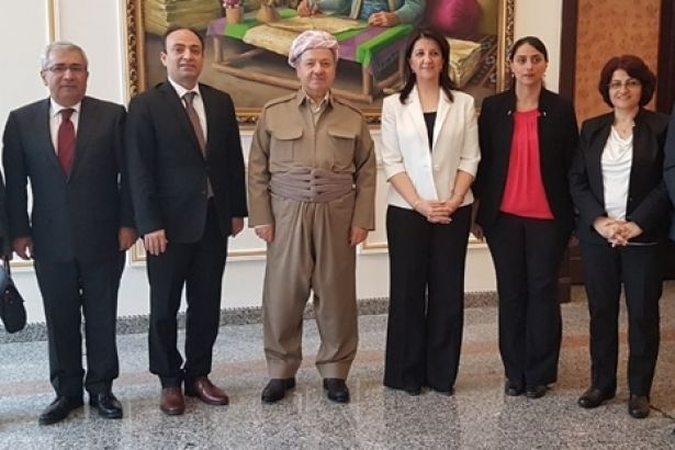 HDP heyeti Erbil de Barzani yle görüştü