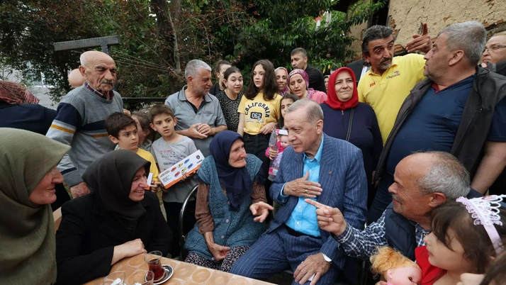 Cumhurbaşkanı Erdoğan dan eski komşusuna sürpriz ziyaret