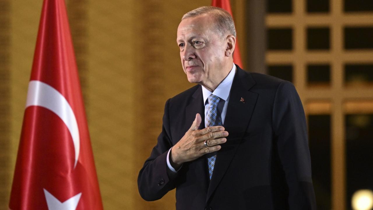 Cumhurbaşkanı Erdoğan için 101 pare top atışı yapılacak