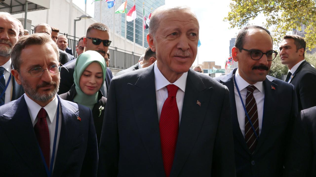 Cumhurbaşkanı Erdoğan Biden ın düzenlediği resepsiyona katıldı