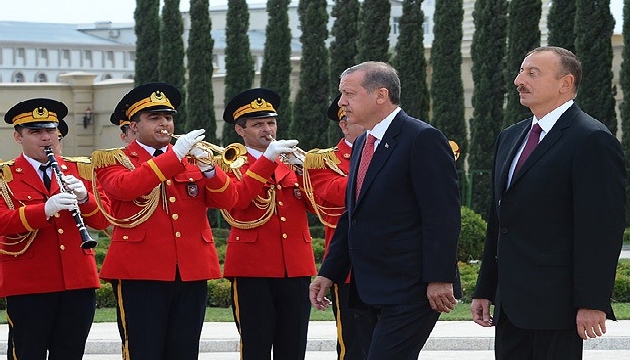 Erdoğan, Bakü de!
