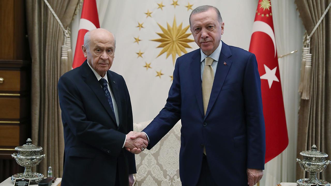 Erdoğan, Bahçeli görüşmesi başladı