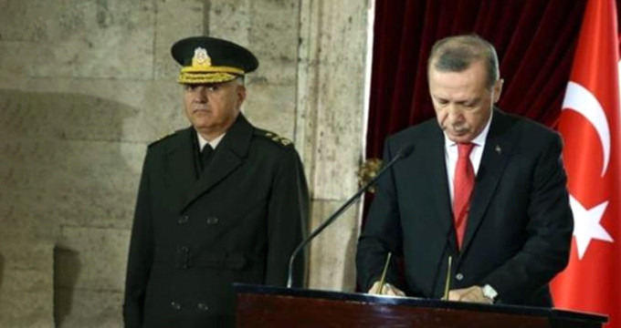 Erdoğan, Anıtkabir özel defterini imzaladı