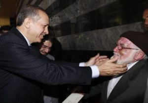 Hapis Arkadaşını Görünce Ağladı