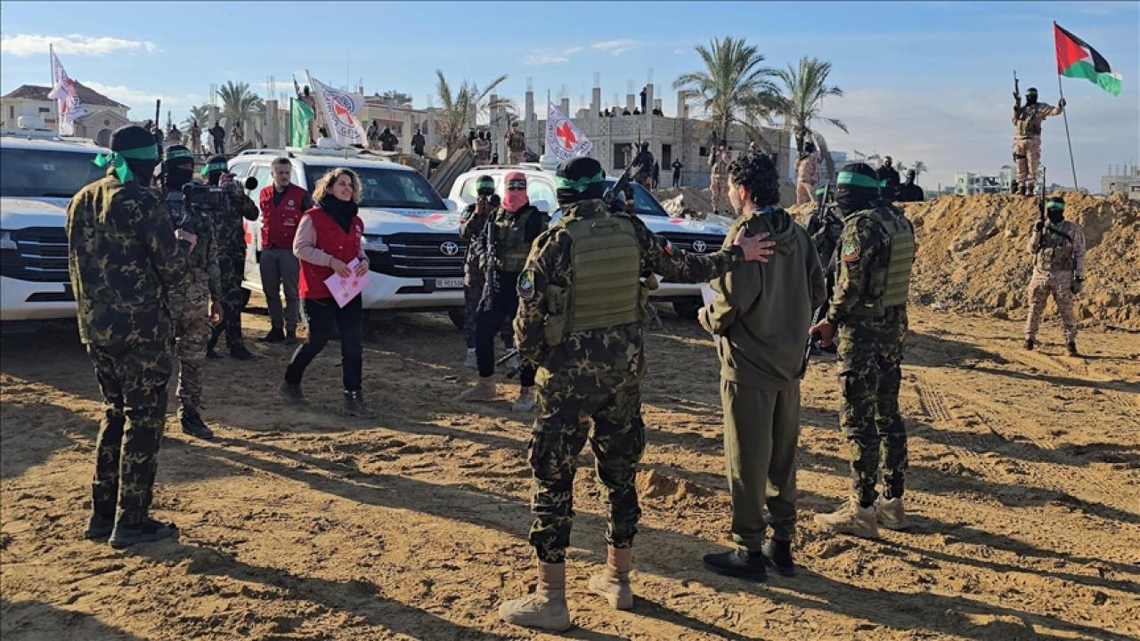Hamas: Gazze’nin yeniden inşası başlıyor