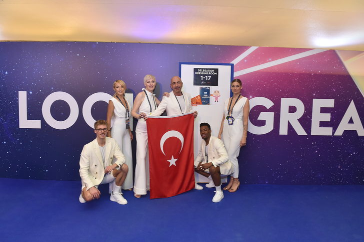 Eurovision da Türkler, Serhat ın yanında