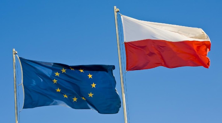 AB Adalet Divanı ndan Polonya ya karşı yeni karar