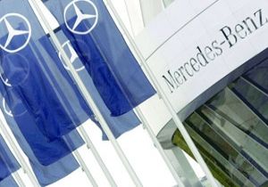 Mercedes Yeni Reklamında Hitler i Öldürüyor!