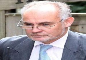 Olay Vekil Açıkladı : Eşcinselim