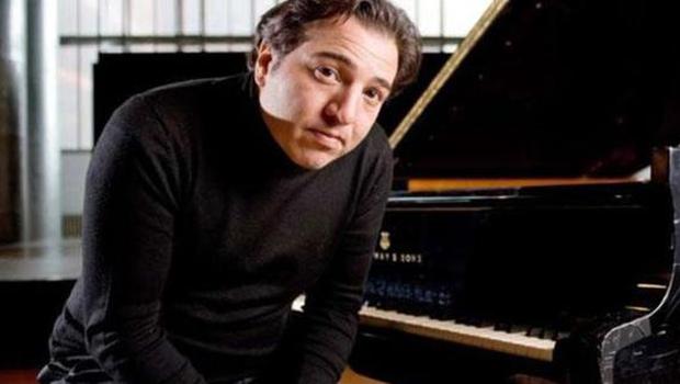En prestijli müzik ödülünün sahibi oldu