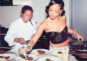 Hamarat Rihanna!