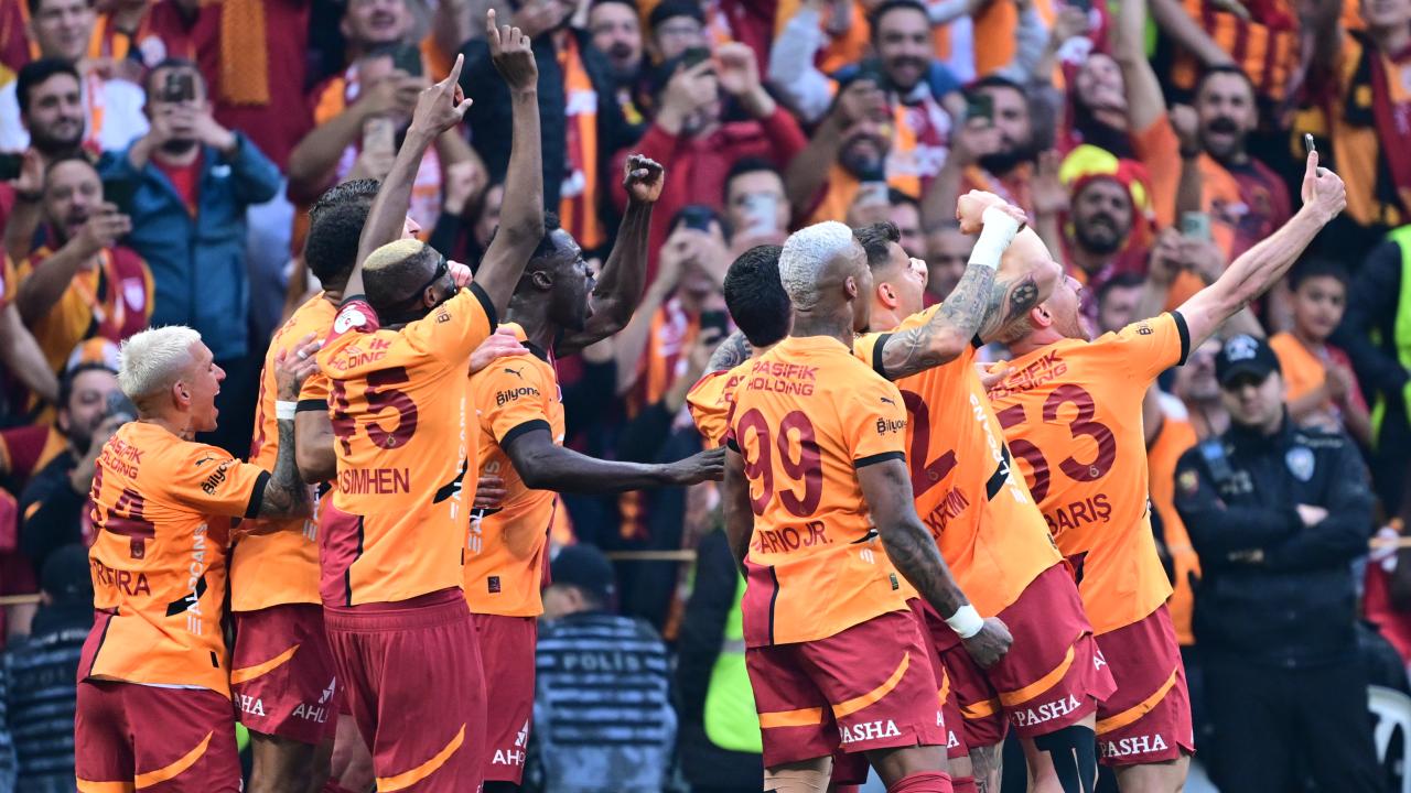 Süper Lig ekibinden Galatasaray a tebrik