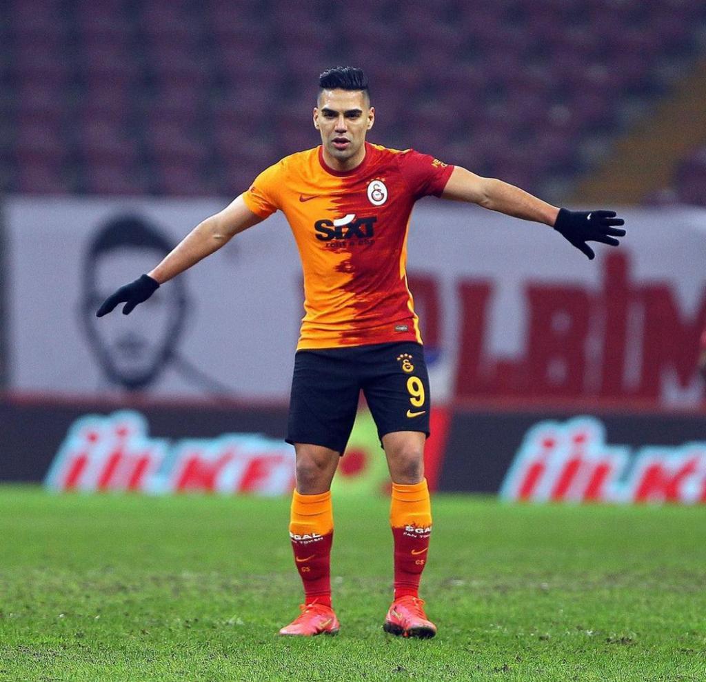 Galatasaray da Falcao çıkmazı