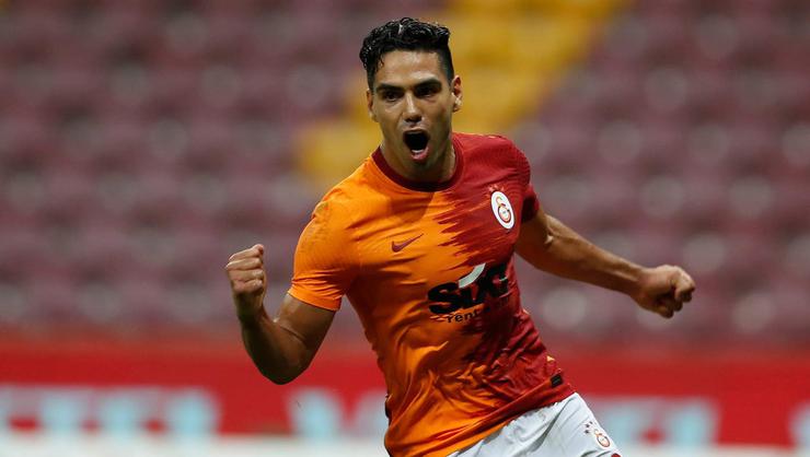 Galatasaray dan Falcao açıklaması!