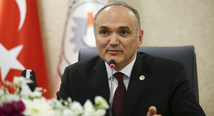  Amacımız yerli otomobil değil 