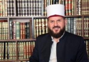 Fatih Sultan Mehmet Camii imamı gözaltına alındı!